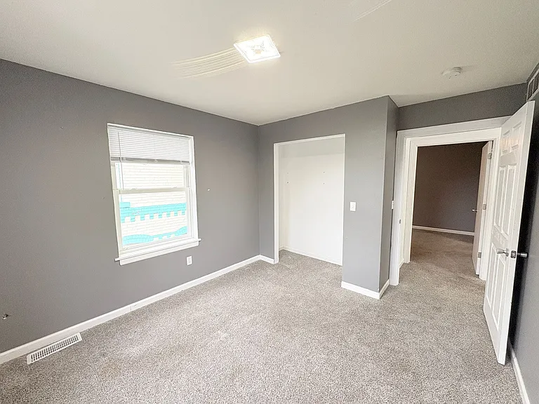 310 Whittemore St — Photo 15