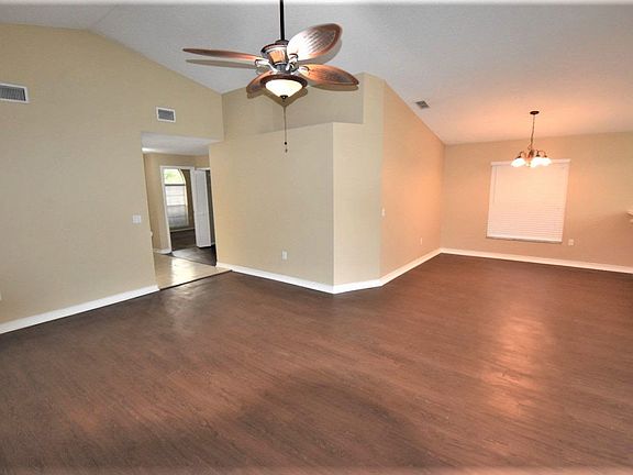 4th image of 5210 Saint Lucia Dr
