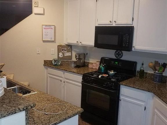 4th image of 37 Belden Ave