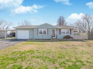 225 Virginia St, Brighton, IL 62012