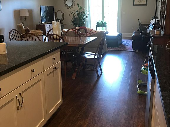 3rd image of 6 Schuyler Rd #2-J