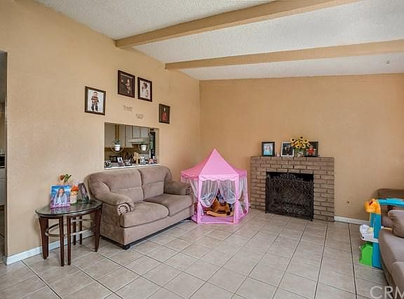 3rd image of 14133 Stonehurst Dr