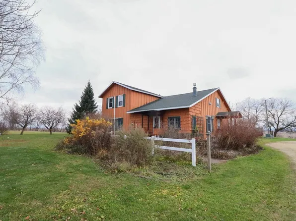 N6899 County Road XX, Holmen, WI 54636