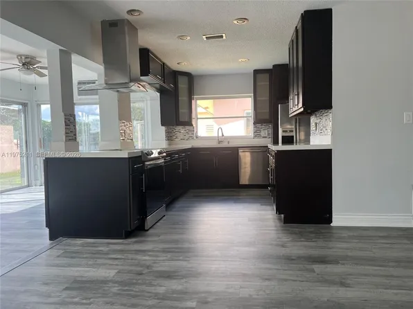 5909 NW 67th Ave, Fort Lauderdale, FL 33321