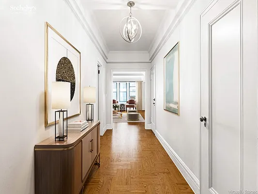 Rented by Sotheby's International Realty | media 6