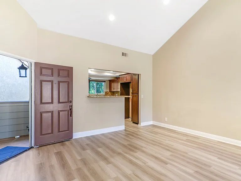 24368 Sage Ct — Photo 5