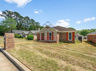 7005 Robins Nest Dr, Columbus, GA 31909