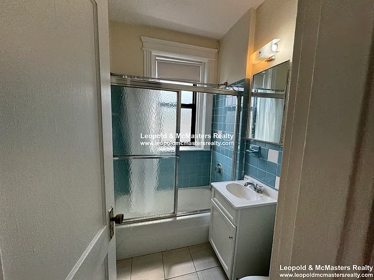 1124 Commonwealth Ave — Photo 29