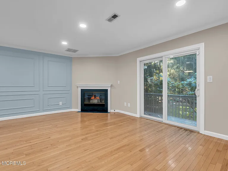 31 Lexington Ct — Photo 17