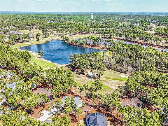5th image of 215 Plantation Dr