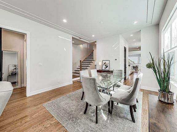 2nd image of 2146 W Summerdale Ave