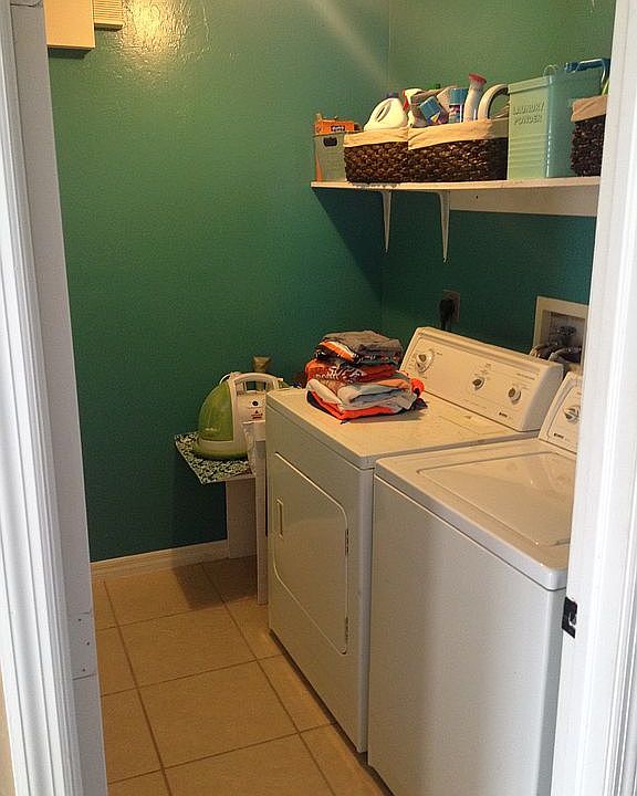 1st image of 1901 SW 28th St
