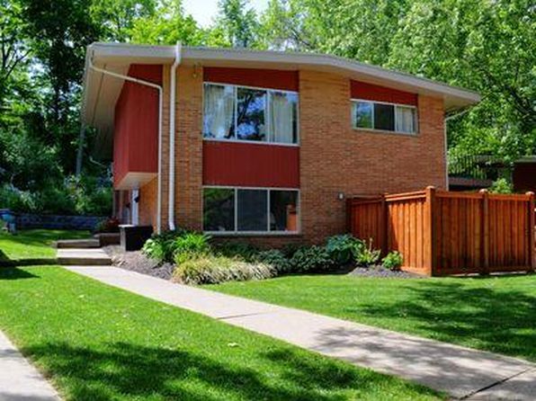 542 Bemidji Ct