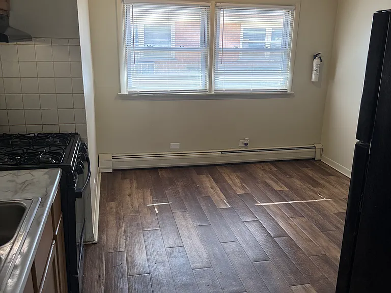 14501 Van Buren St #2E — Photo 4