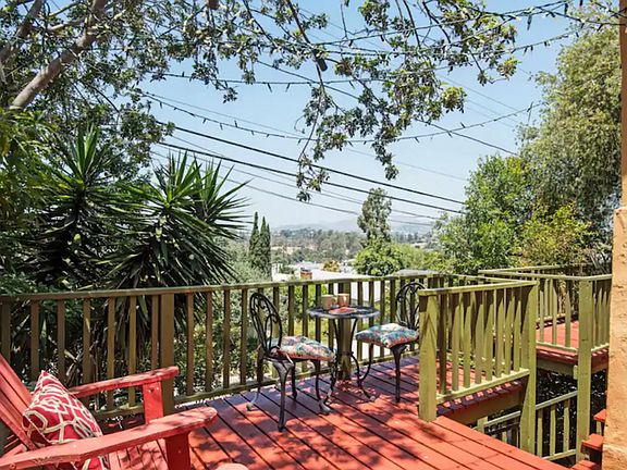5th image of 2326 Teviot St #2324