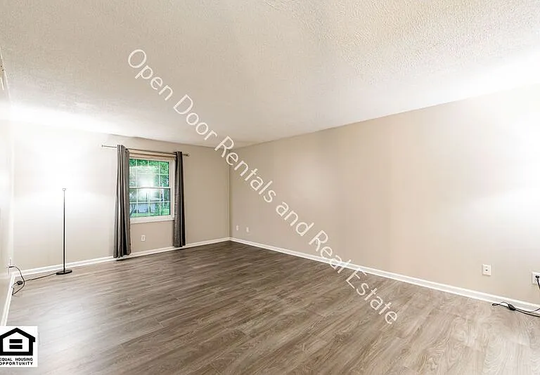 9324 Saratoga Rd — Photo 10