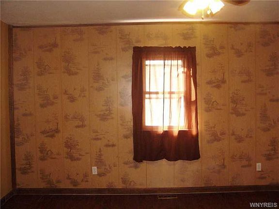 5th image of 54 Hanover St