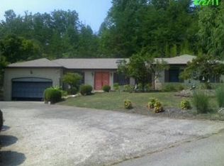 5008 Dempsey Dr, Charleston, WV