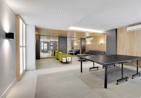 Rented by Artur Gutman, LREB | media 51