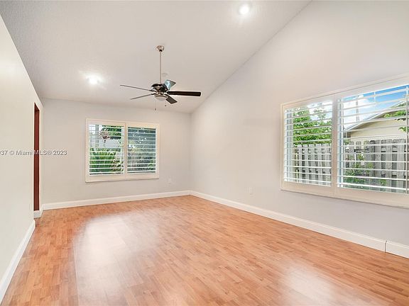 5th image of 9100 NW 15th St