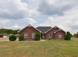 8004 Wicker Dr, Smyrna, TN 37167