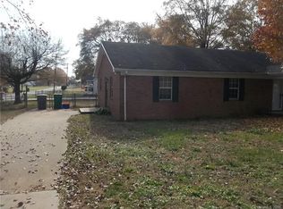 6213 Pine St #A, Charlotte, NC 28208