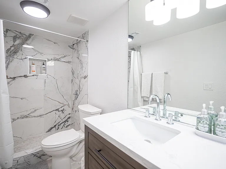 3914 Visby Ln — Photo 10