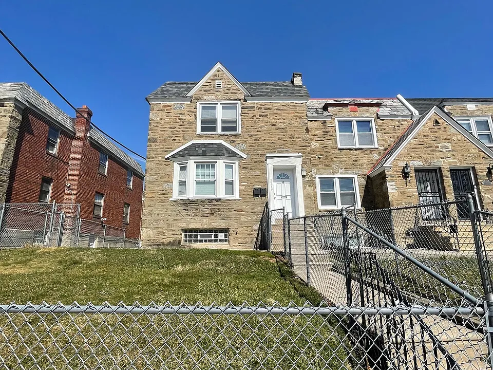 8239 Williams Ave