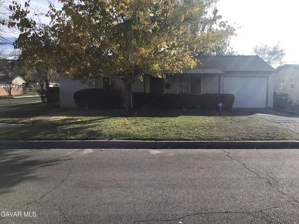 1202 W Lumber St, Lancaster, CA 93534
