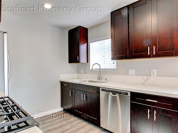 3rd image of 4780 Hawley Blvd