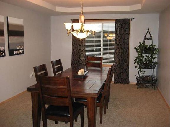 Formal Dining