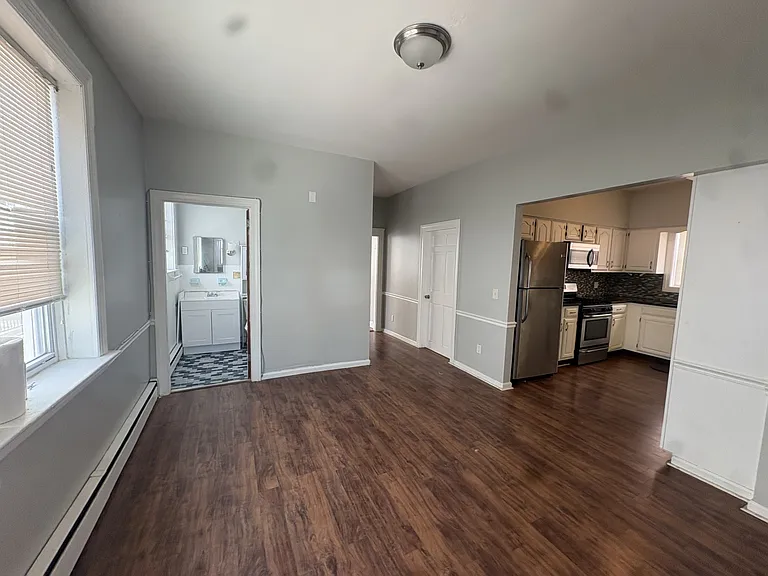 74 Sutton St #1 — Photo 6