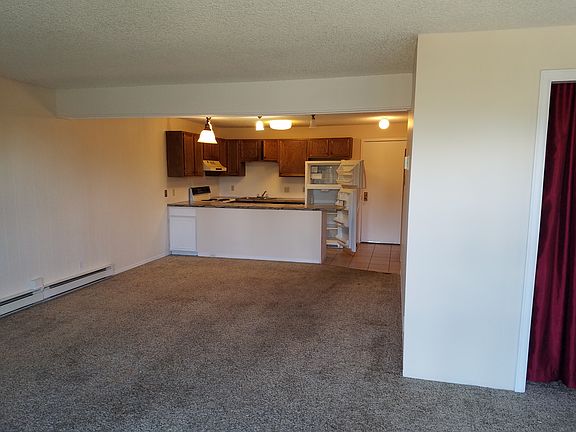 4th image of 465 Tamarack Dr #B-118