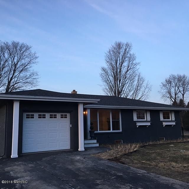 1st image of 2161 Ann Dr