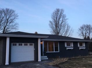 2161 Ann Dr, Saint Joseph, MI 49085