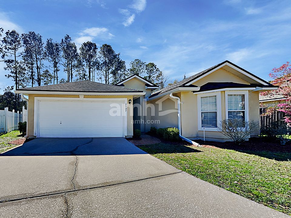 1st image of 2907 Brittany Bluff Dr