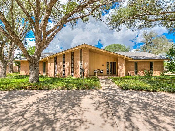 3rd image of 2640 Vista Del Arroyo Dr