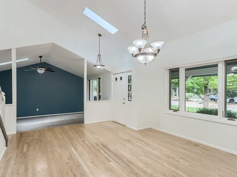 7308 Timothy Pl — Photo 9