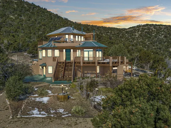 139 Skyline Rd, Sandia Park, NM 87047