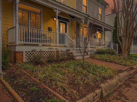 2nd image of 518 1/2 S Laurel St
