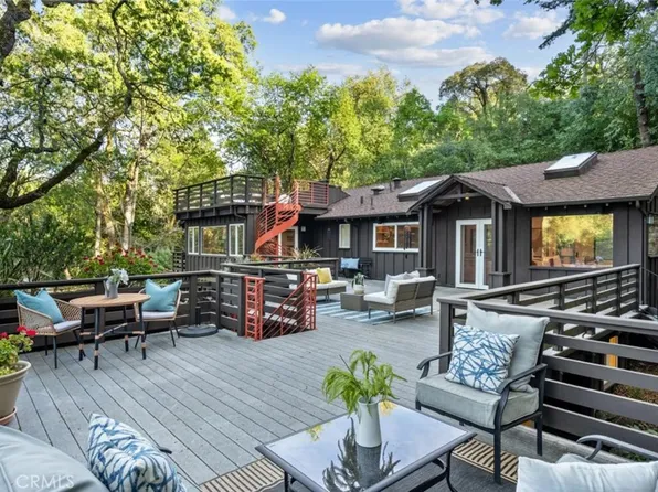 176 Los Trancos Cir, Portola Valley, CA 94028