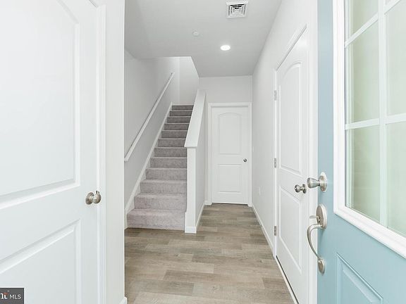 2nd image of 172 Highpoint Park Dr