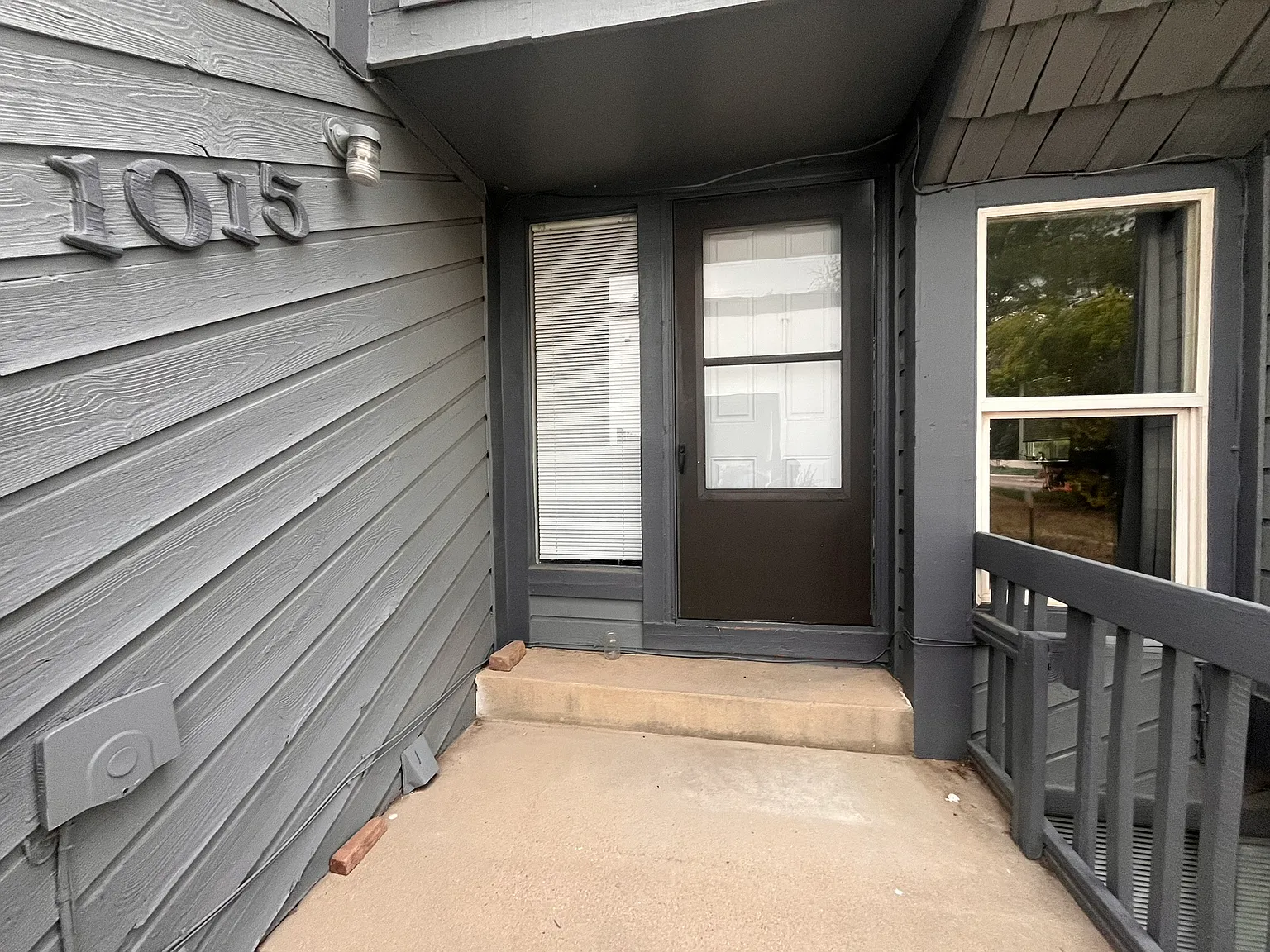 3 bed, 1.5 bath, 1320 sqft, $2,200 — Photo 4