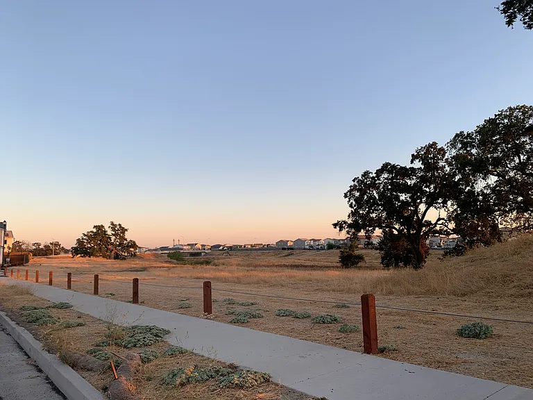5081 Marshmallow Dr — Photo 31