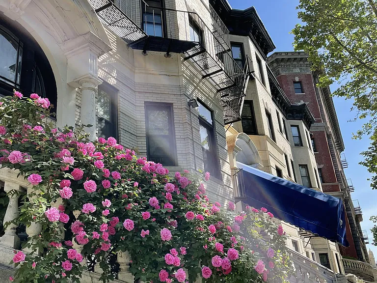 1482 Beacon St — Photo 1