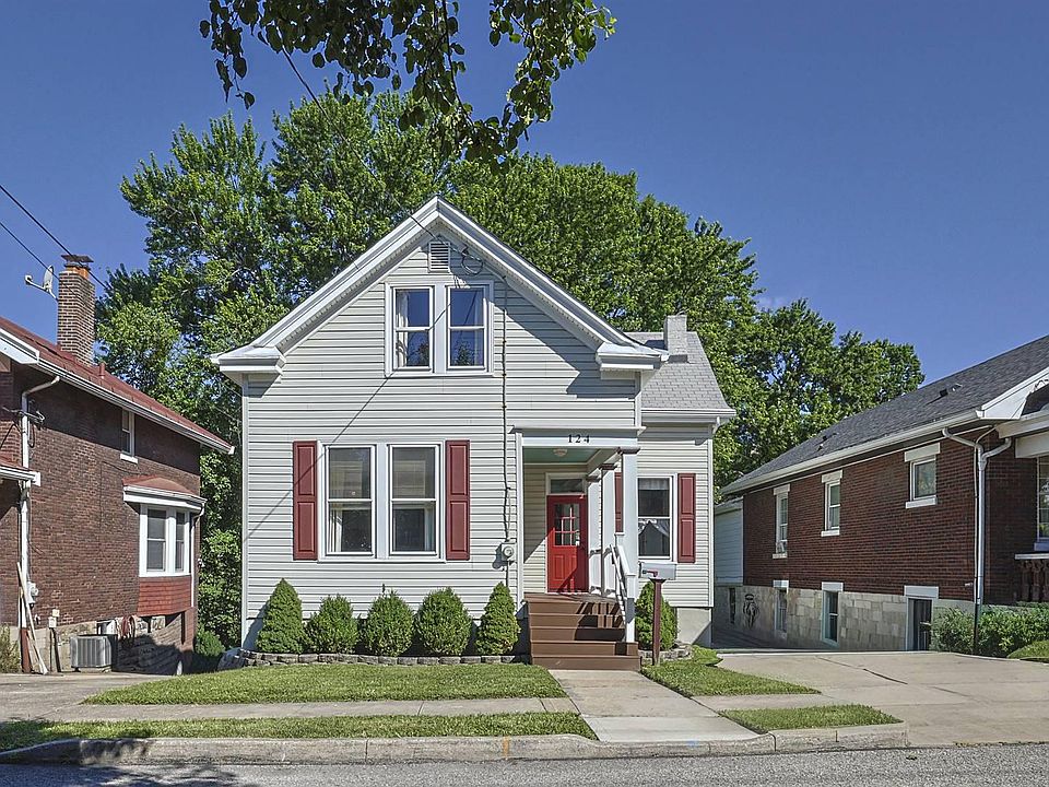 1st image of 124 W Walnut St