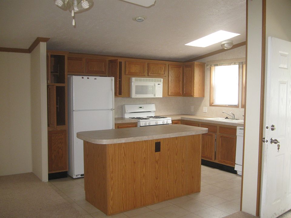 2nd image of 41233 S Annapolis Cir #A118
