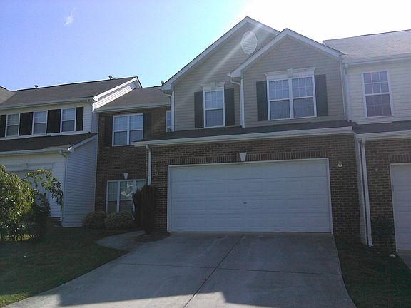 4th image of 1925 Munn Pointe Dr