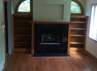 229 W Eagle Lake Dr, Maple Grove, MN 55369