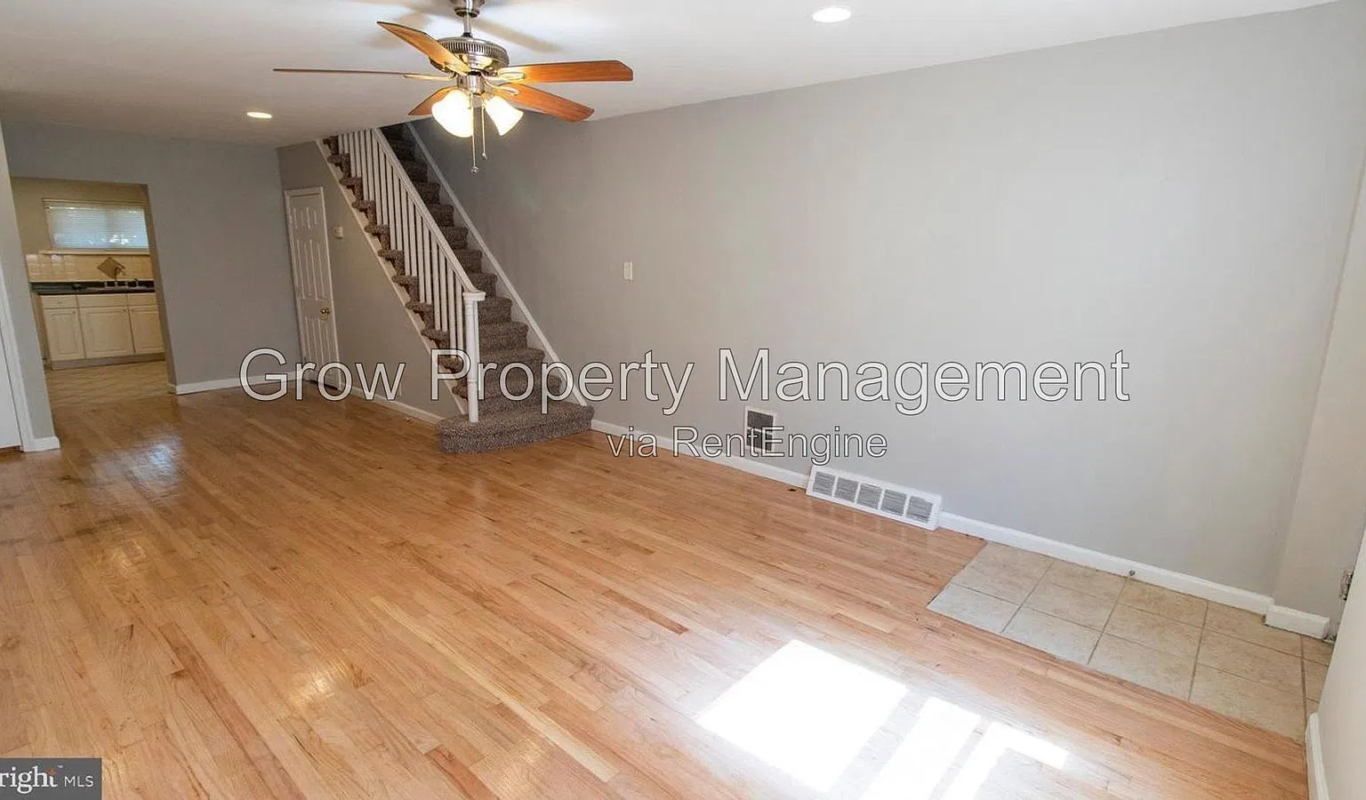 2 bed, 1.5 bath, 1096 sqft, $1,737 — Photo 4